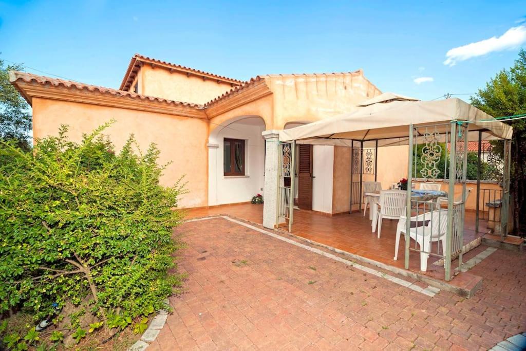 Residence Lu Soli Budoni Affitti Екстер'єр фото