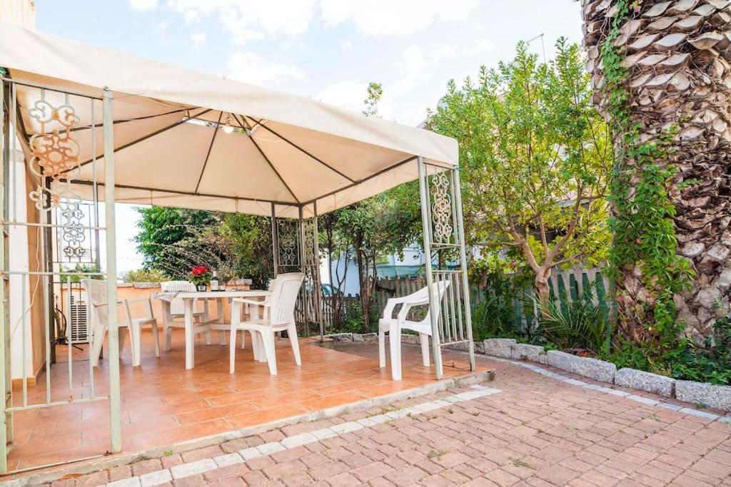 Residence Lu Soli Budoni Affitti Екстер'єр фото