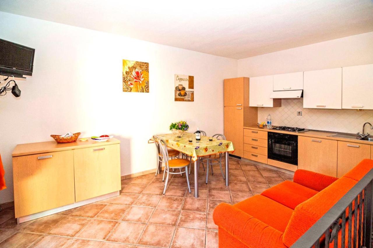Residence Lu Soli Budoni Affitti Екстер'єр фото