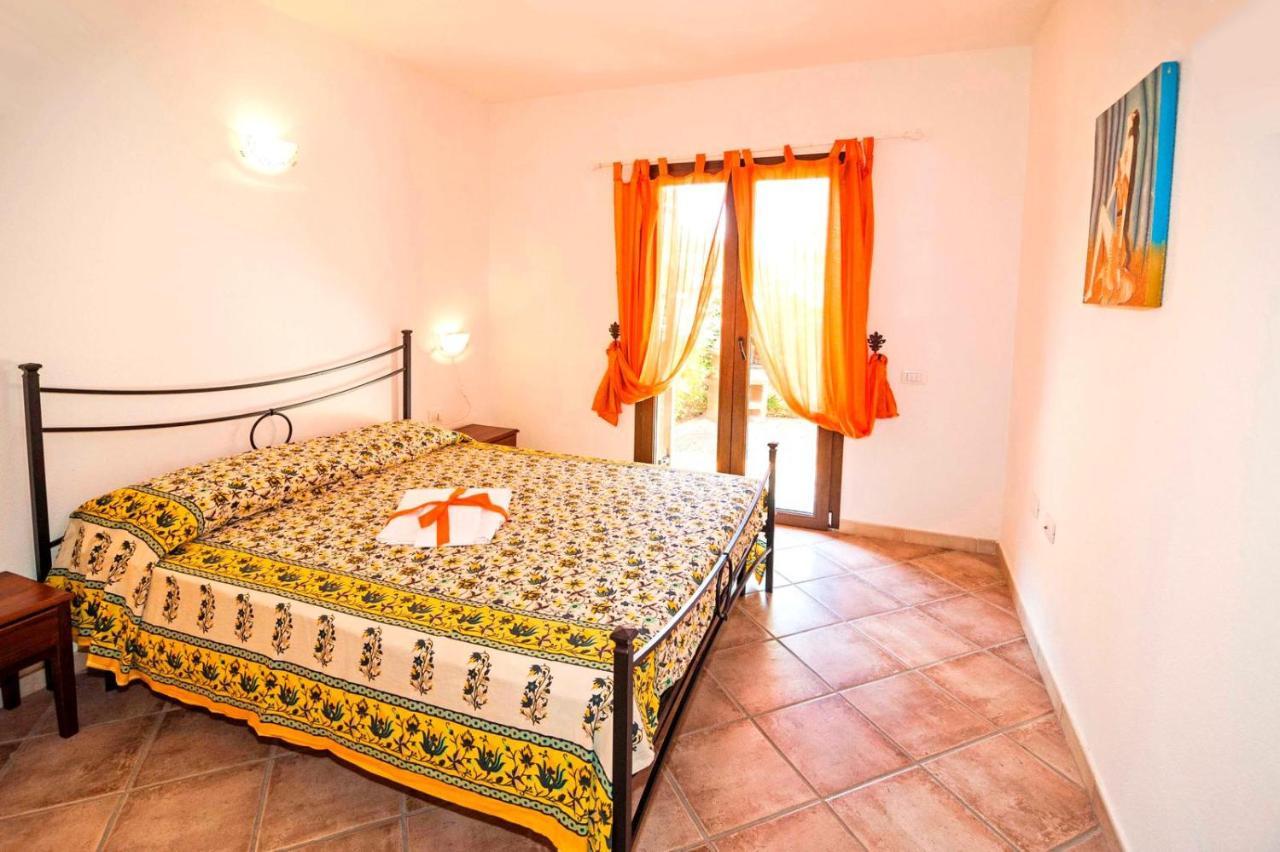 Residence Lu Soli Budoni Affitti Екстер'єр фото