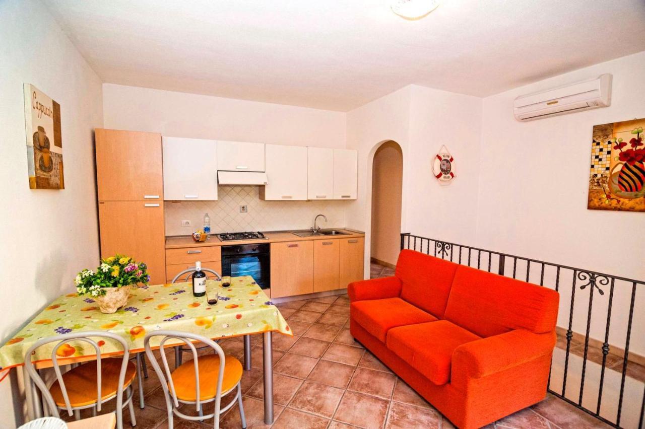 Residence Lu Soli Budoni Affitti Екстер'єр фото