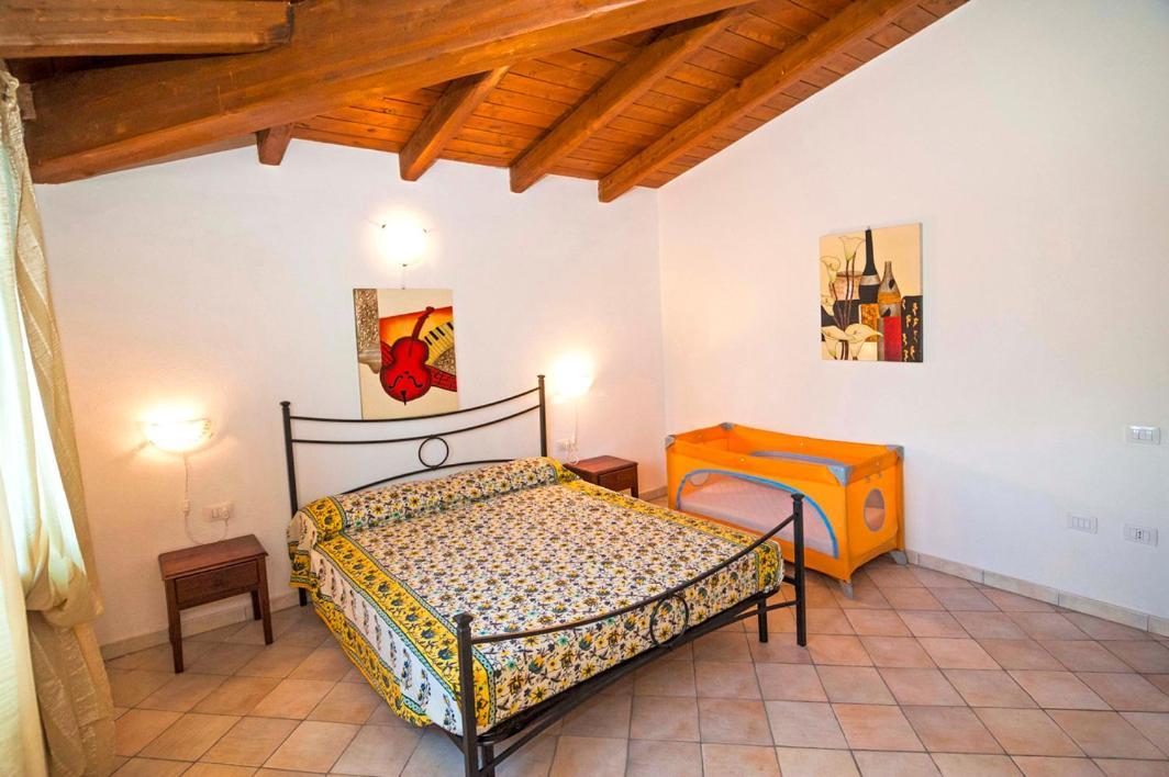 Residence Lu Soli Budoni Affitti Екстер'єр фото