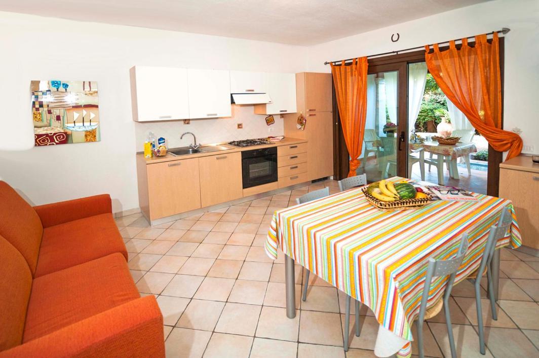 Residence Lu Soli Budoni Affitti Екстер'єр фото